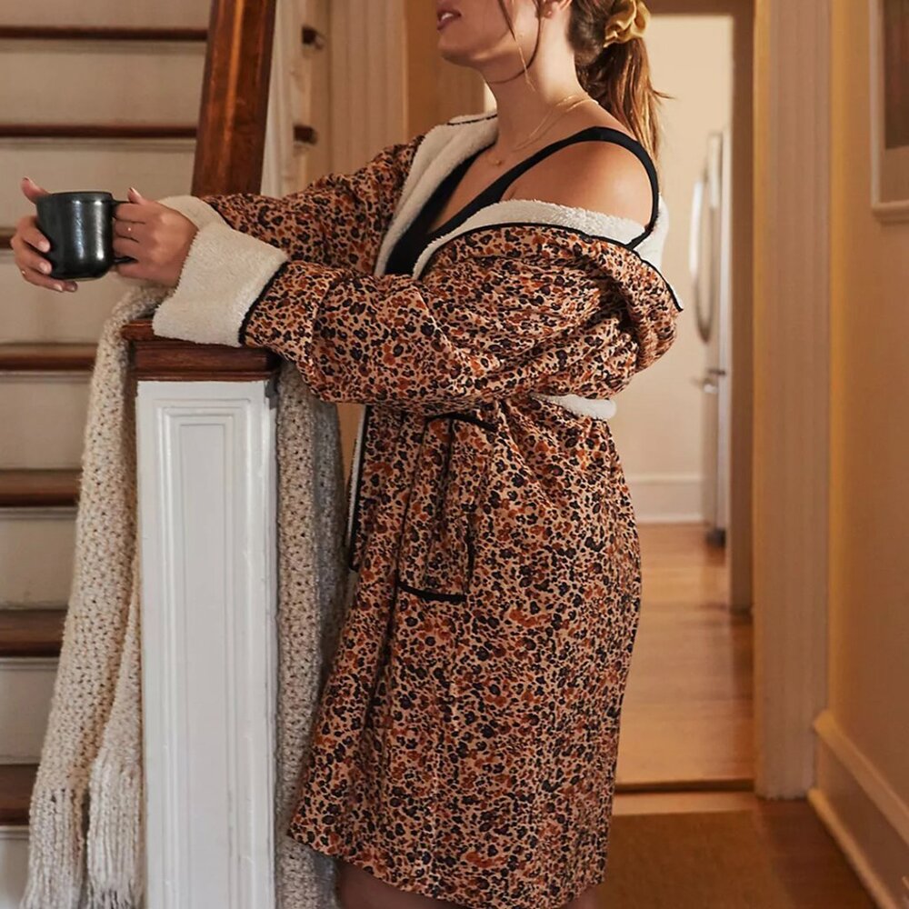 Anthropologie Leopard Sherpa Lined Hooded Robe, sz XS/S